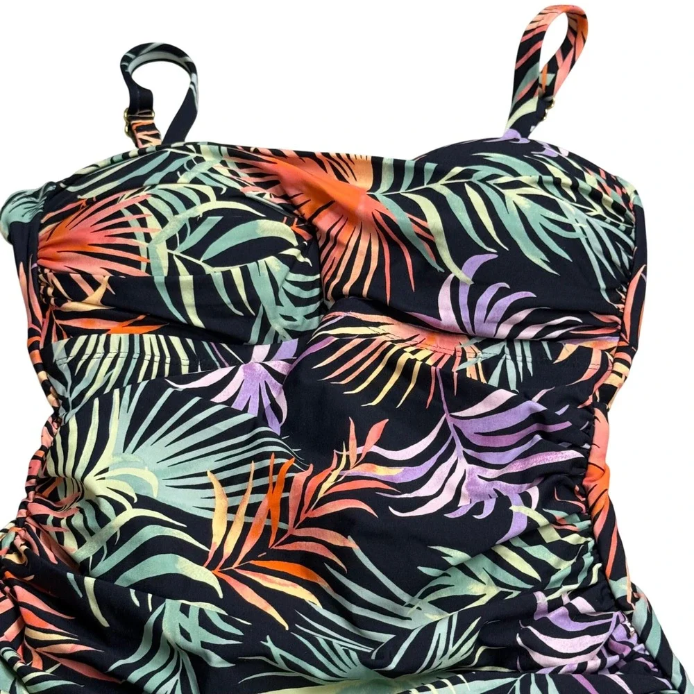 Leilani Tropical Print‎ One Piece Swimsuit Ruched Tummy Control Size 6